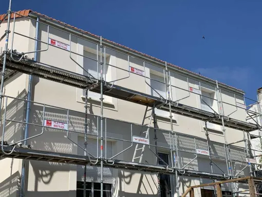 Installation de gouttières zinc à Fouras, Rochefort, GALOPIN Toiture
