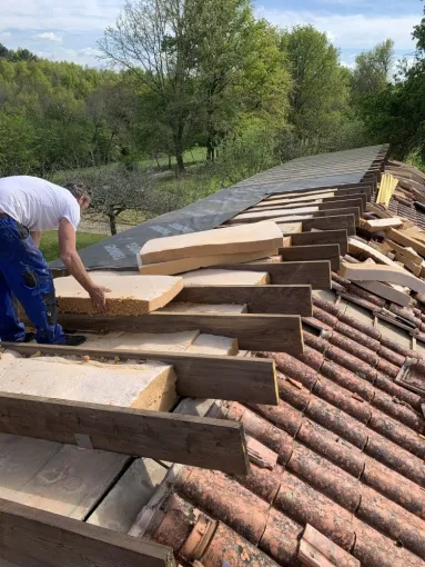 Travaux de charpente et isolation à Saintes, Rochefort, GALOPIN Toiture