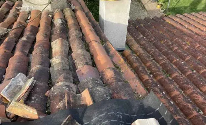 Réflection d’une rive mortier avec chenaux zinc à Royan, Rochefort, GALOPIN Toiture