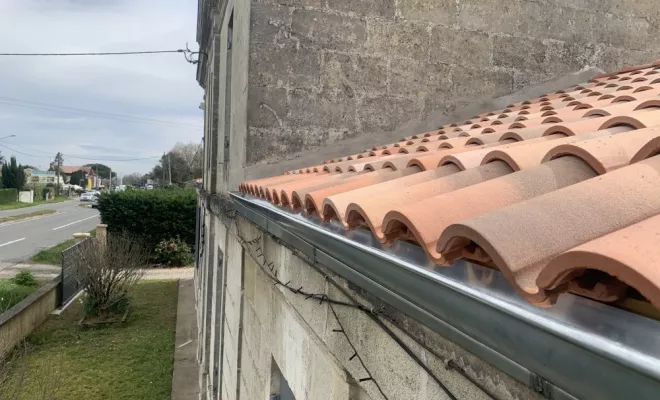 Installation gouttières zinc, Rochefort, GALOPIN Toiture