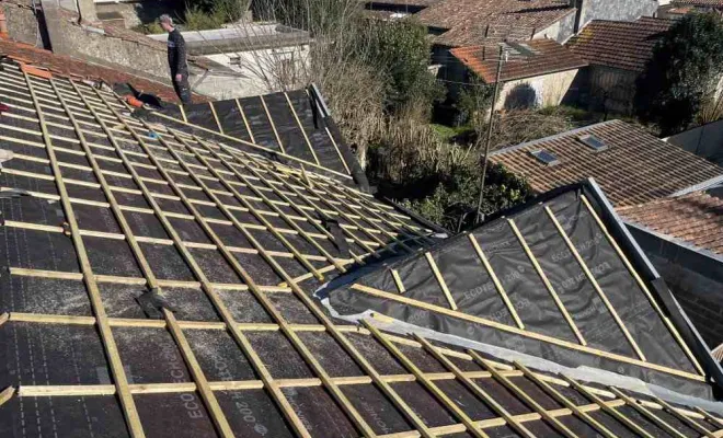 Remplacement d’une toiture avec de liteaux et tuile à Fouras, Rochefort, GALOPIN Toiture