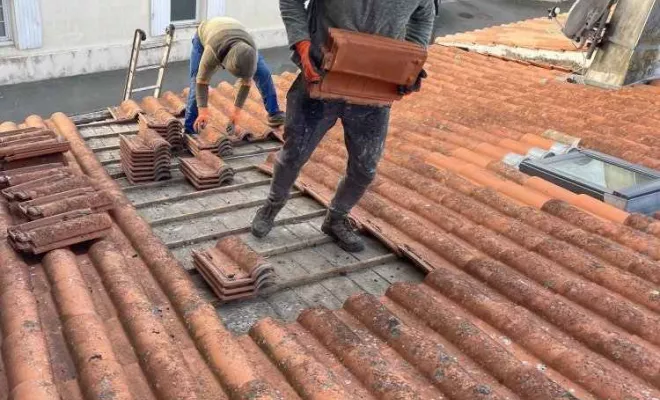 Pose d’un pare pluie terreal sur toiture à Rochefort, Rochefort, GALOPIN Toiture
